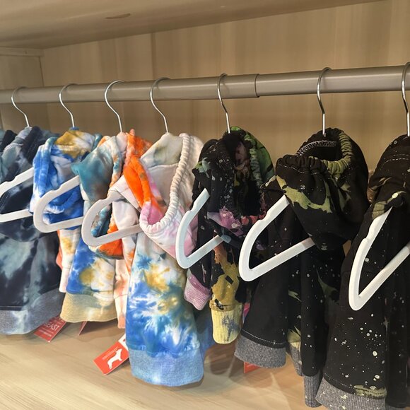 New Velvet Hangers in Packs of 15. Baby Clothing & Pet Clothing. - Picture 10 of 11